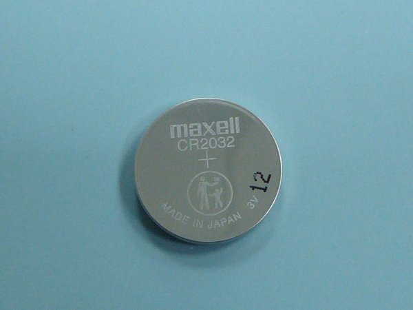 Maxell CR2032 lithium battery