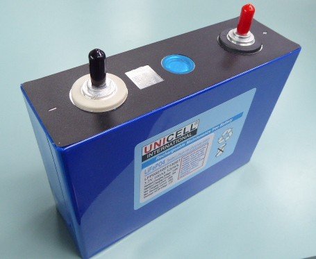 3.2V 100Ah 320Wh LiFePo4 battery