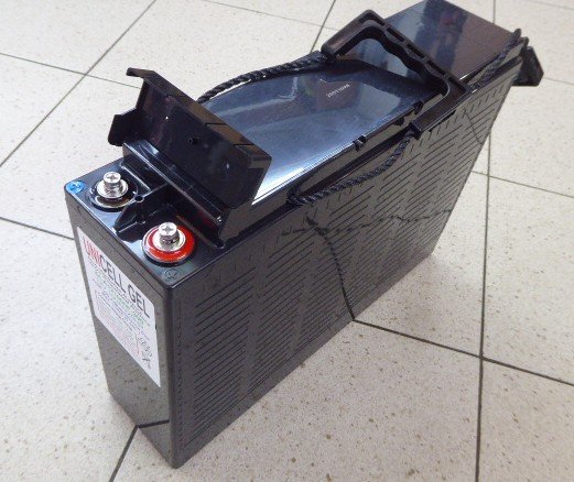12V 100Ah sealed lead acid battery