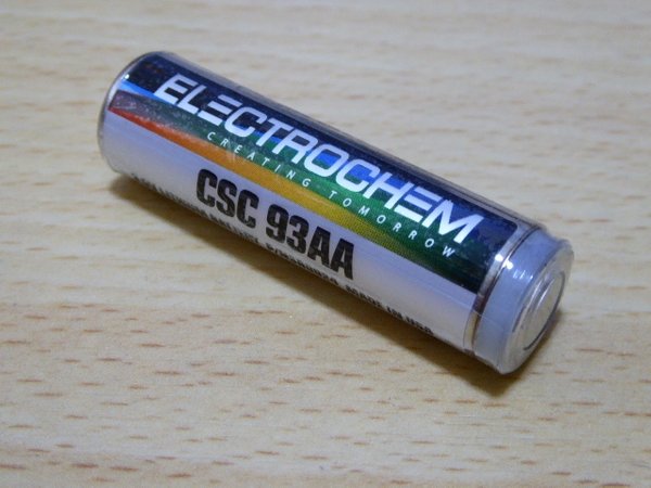 Electrochem CSC 93AA size AA 3.9V lithium battery