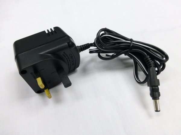 AC 9V 1A AC-AC adapter / voltage converter