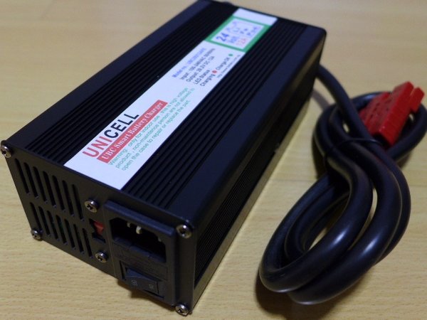 29.2V 12A 8S LiFePo4 battery charger