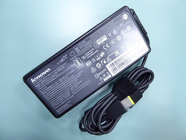 Lenovo 20V 6.75A 135W ADL135NLC3A PA-1131-72 ac adapter