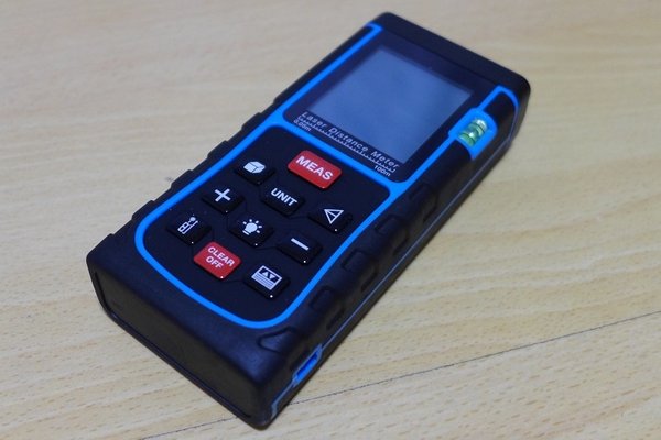 Handheld digital laser distance meter