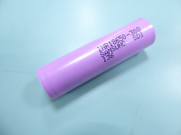 Samsung INR18650-30Q Li-ion battery