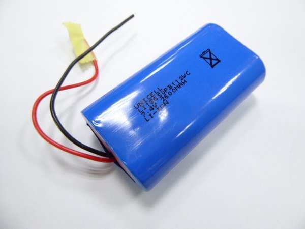 7.4 V 2600mAh 18650 2S1P Li-ion battery with protection and two wire