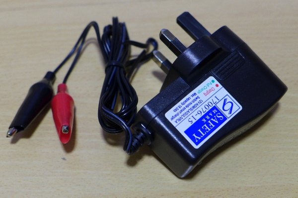 12V 1A Singapore safety mark lead acid battery charger