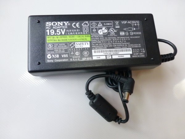 Sony 19.5V 4.7A 90W ac adapter battery charger