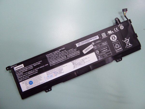 Lenovo L17C3PE0 5B10Q39196 battery for Lenovo Yoga 730-13IKB 730-15IKB 730-15 730-2U