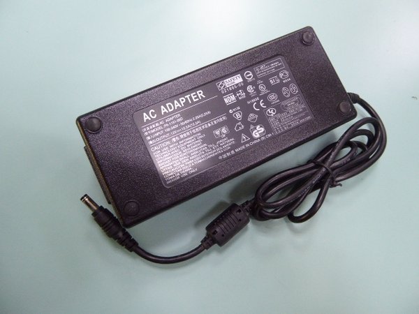 12V 12.5A AC adapter