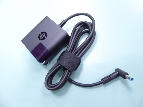 HP 853490-001 854116-850 PA-1450-63HP ac adapter / charger