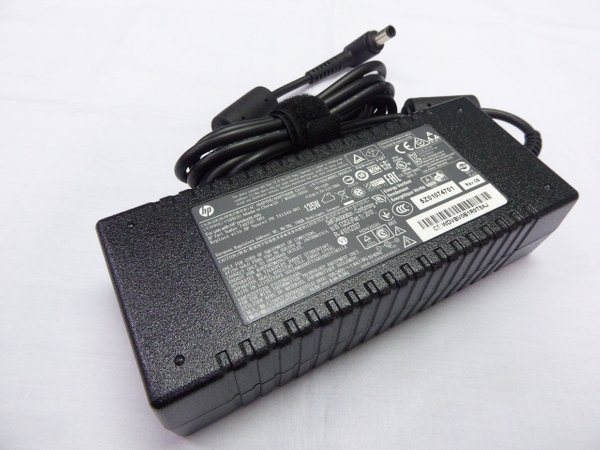 Original HP 19.5V 6.9A 740707-001 741344-001 PA-1131-09HA ac adapter