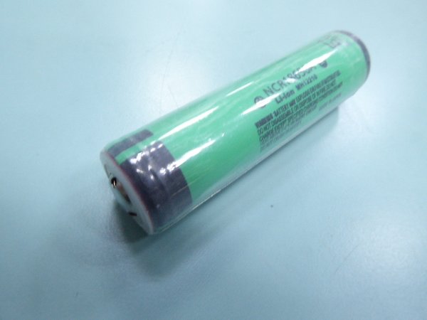 Panasonic NCR18650B Li-ion battery with convex positive terminal