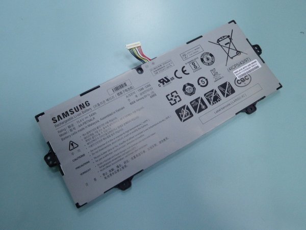 Samsung AA-PBTN4LR battery for Samsung NP850XBC NP940X3M NP940X5M NP940X5N NT850XBC NT930SBE NT930SBV NT950QAA NT950SBE NT950SBV